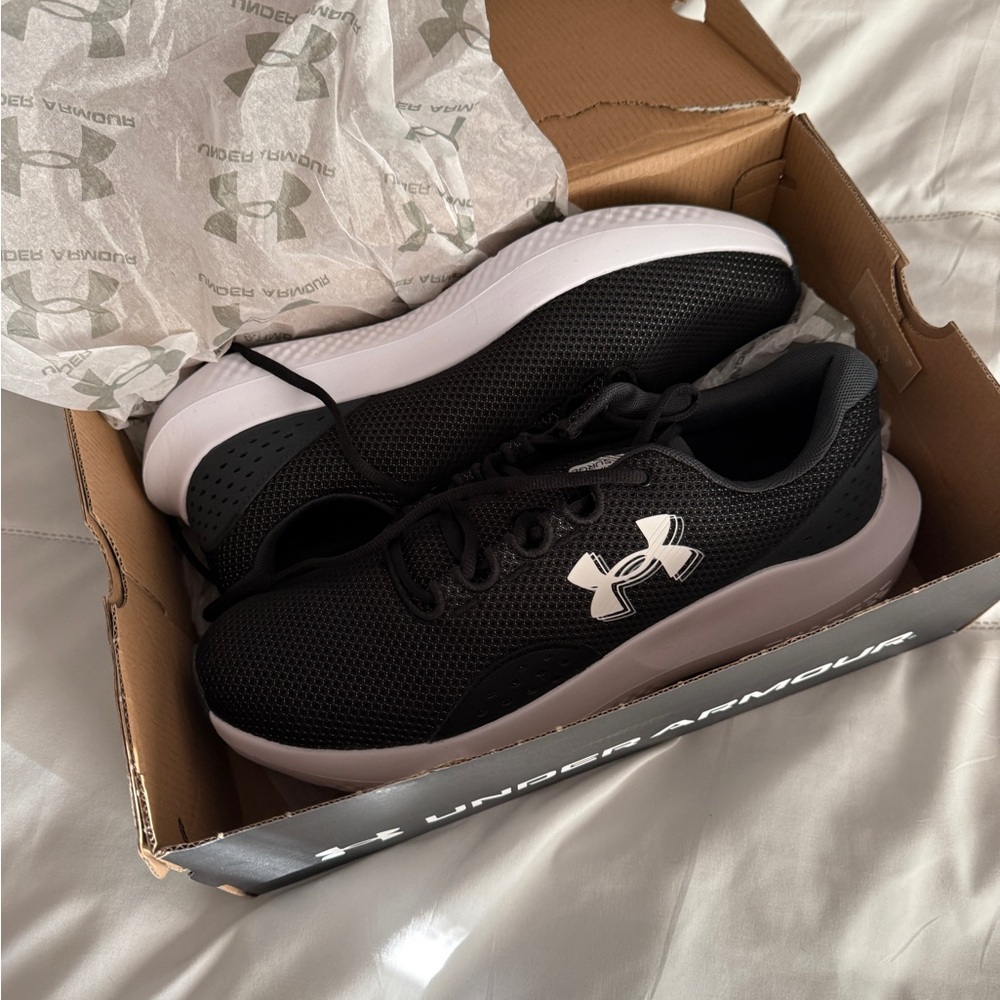 Under Armour Black and White Athletic Shoes with Padded Ankle Support